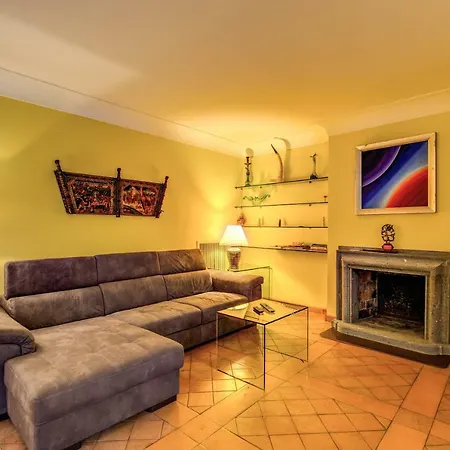 Appartement Historical Domus Near Pantheon Square *