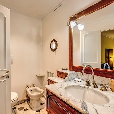 Appartement Historical Domus Near Pantheon Square *
