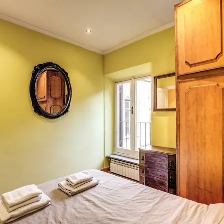 Appartement Historical Domus Near Pantheon Square